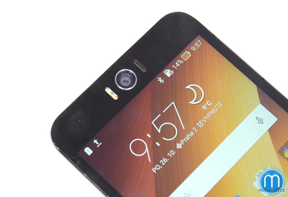 ASUS ZenFone Selfie