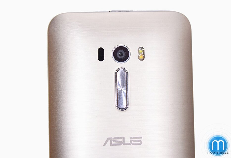 ASUS ZenFone Selfie