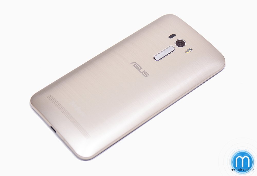 ASUS ZenFone Selfie