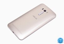 ASUS ZenFone Selfie