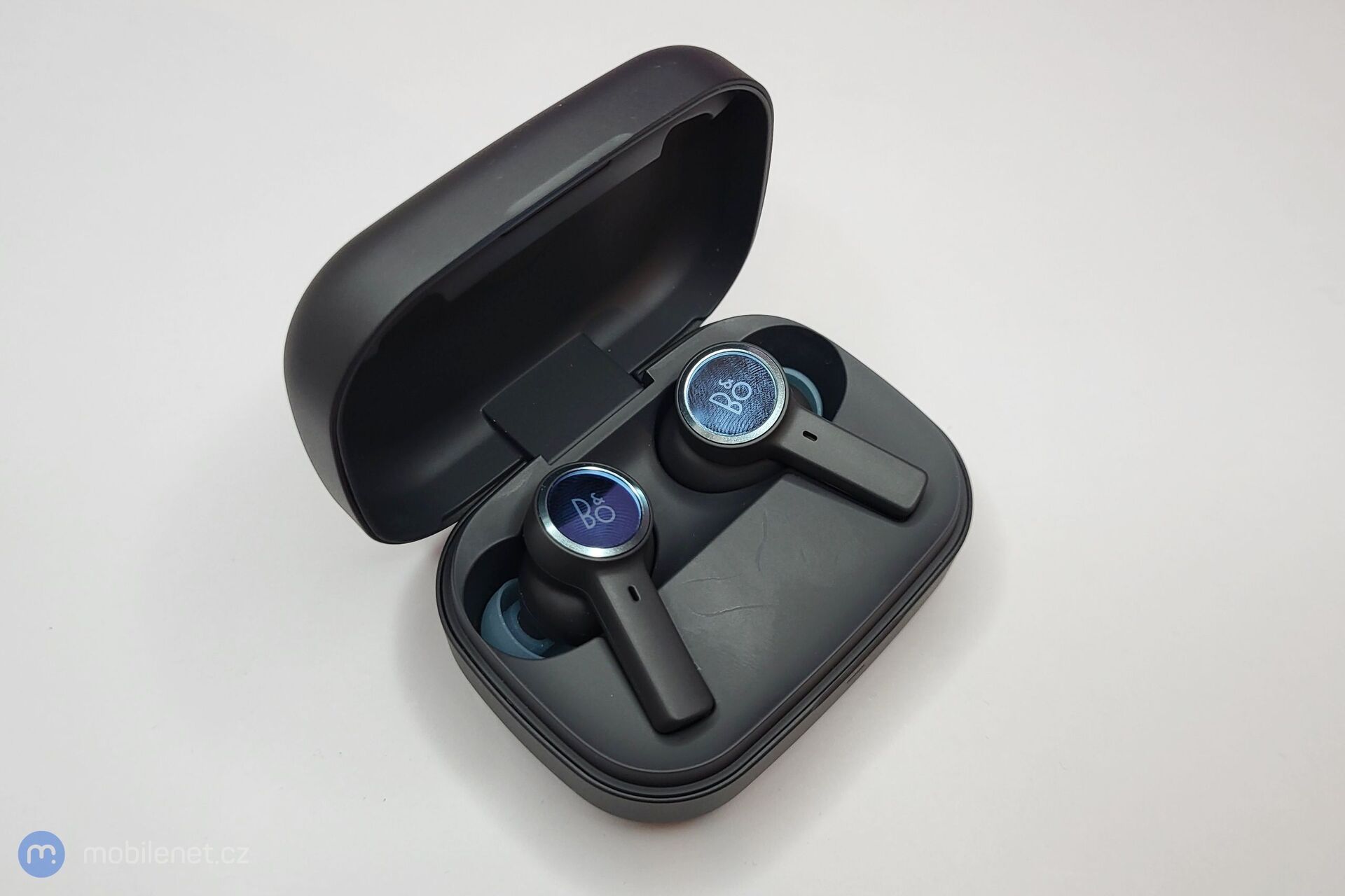 Bang & Olufsen Beoplay EX