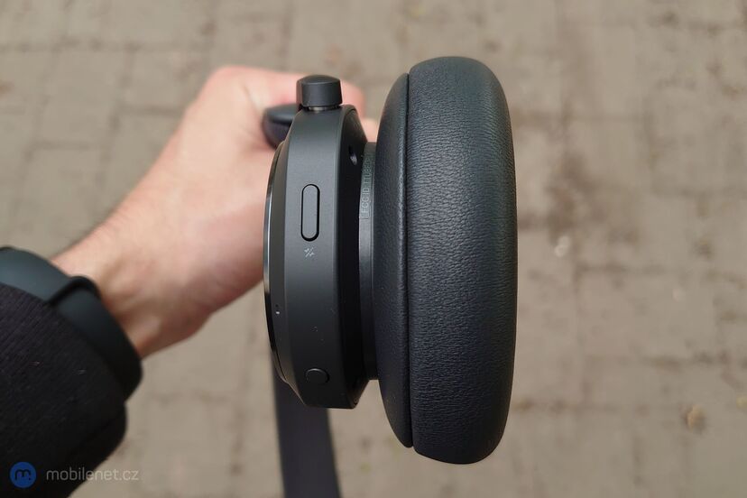 Bang & Olufsen Beoplay HX
