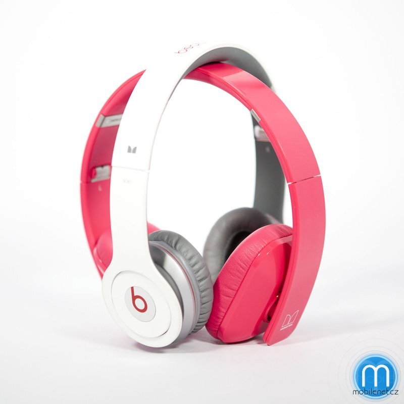 Beats by Dr. Dre Solo vs. Nokia Purity HD