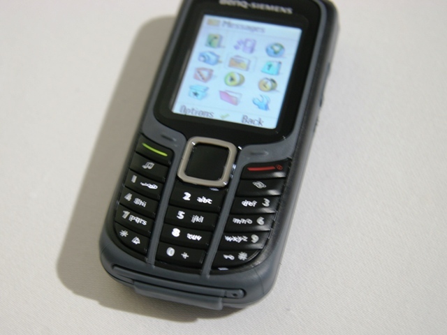 Benq Siemens M81 a EF91: živé fotografie a první dojmy