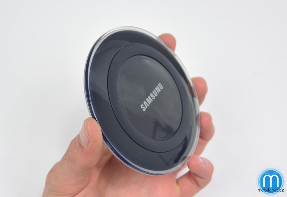 Bezdrátová nabíječka