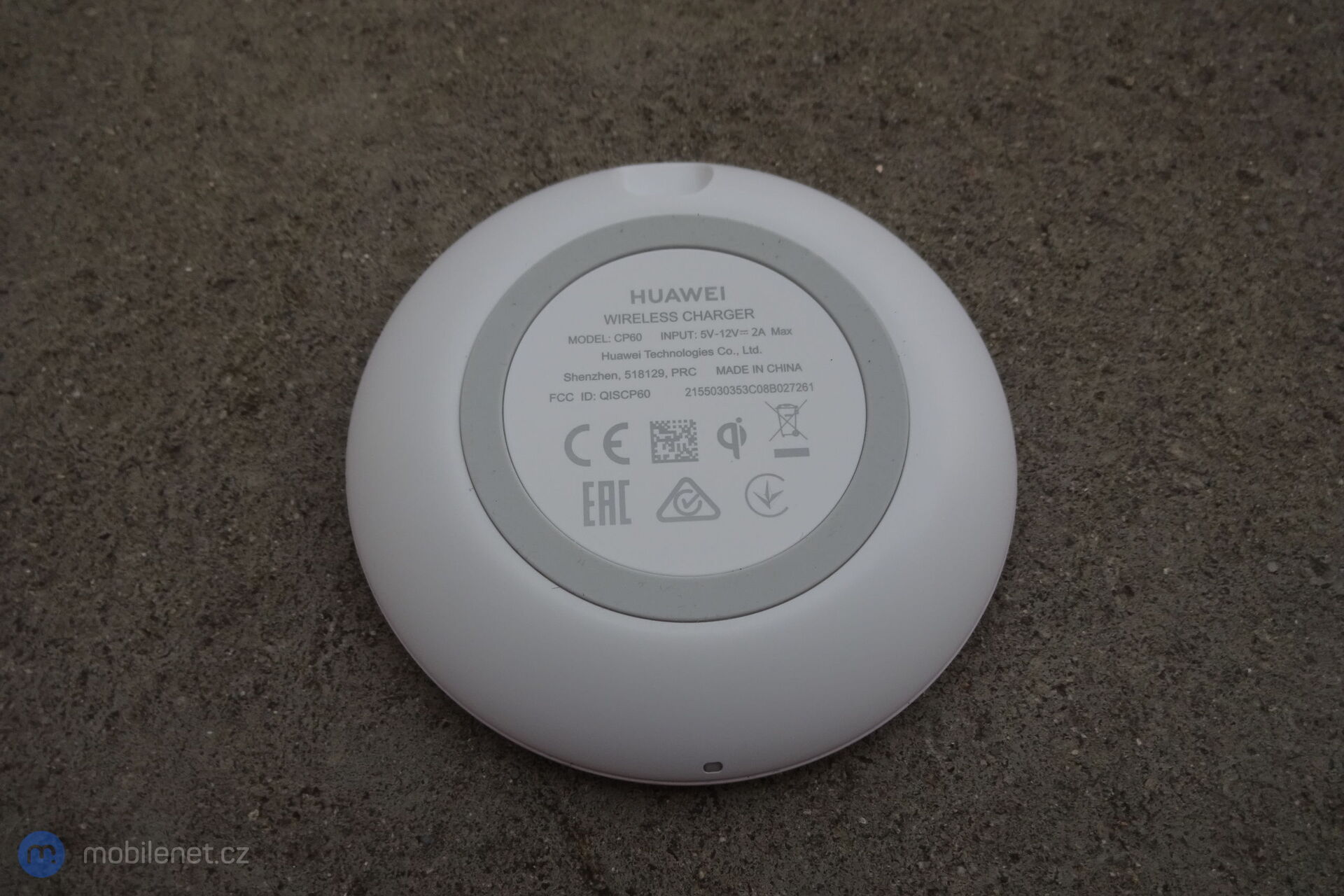 Bezdrátová nabíječka Huawei