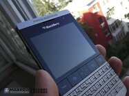 BlackBerry 9980 Knight