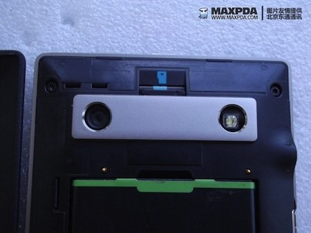 BlackBerry 9980 Knight