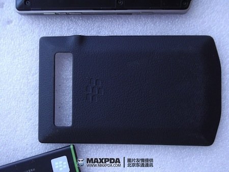 BlackBerry 9980 Knight