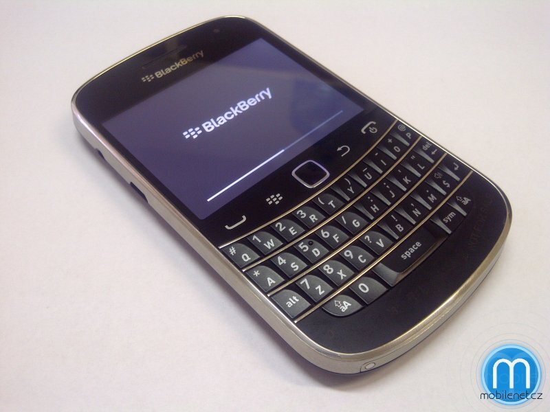 BlackBerry Bold Touch 9900