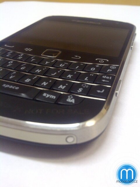 BlackBerry Bold Touch 9900