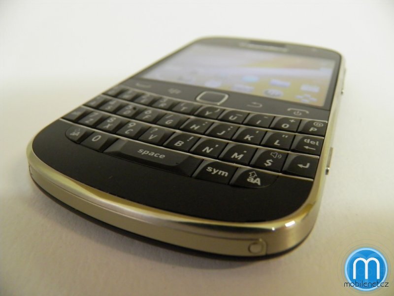 BlackBerry Bold Touch 9900