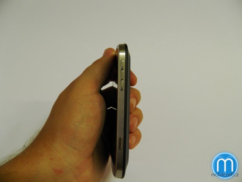 BlackBerry Bold Touch 9900