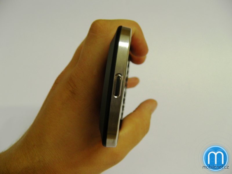 BlackBerry Bold Touch 9900