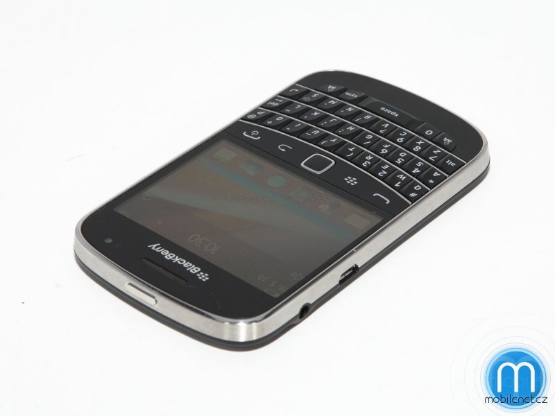 BlackBerry Bold Touch 9900