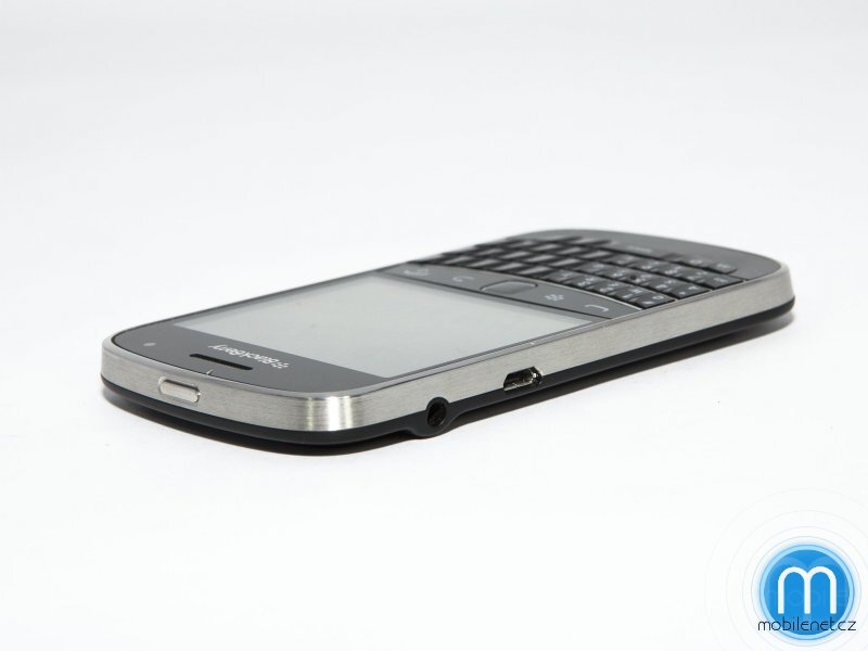 BlackBerry Bold Touch 9900