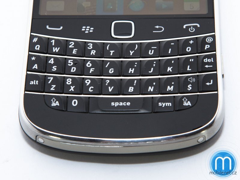 BlackBerry Bold Touch 9900
