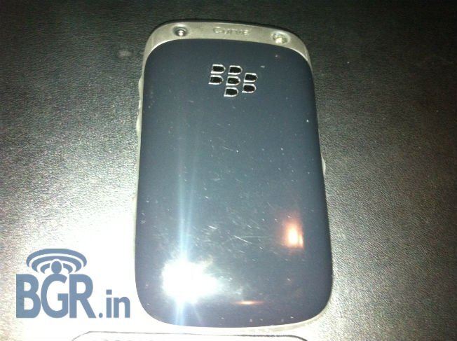 BlackBerry Curve 9320