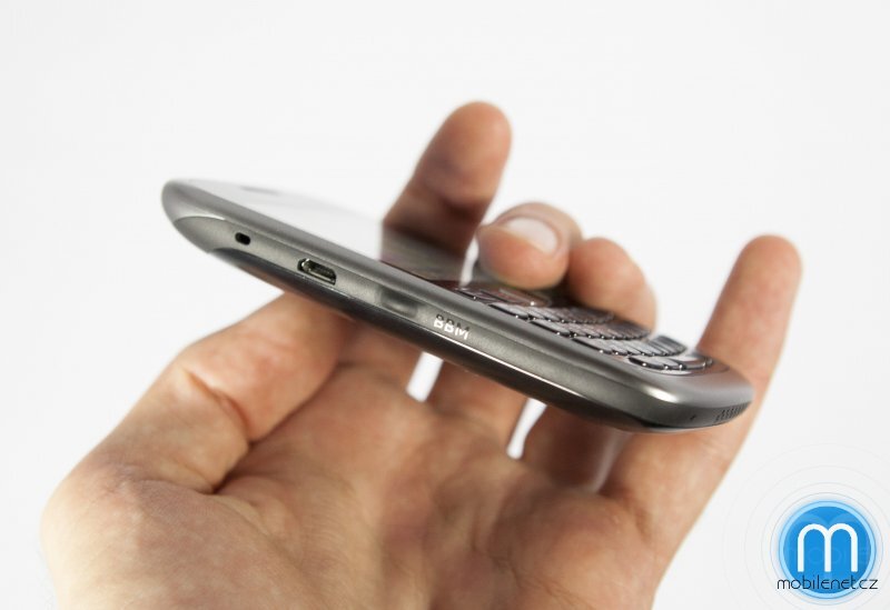 BlackBerry Curve 9320