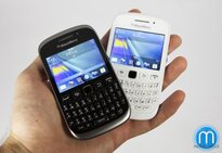 BlackBerry Curve 9320