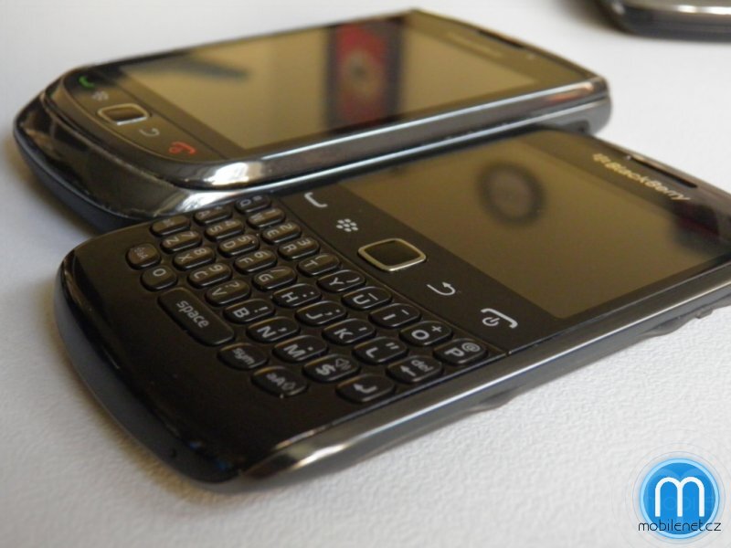 BlackBerry Curve 9360