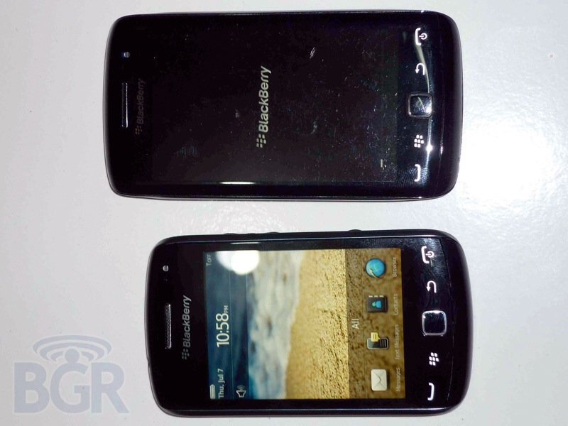 BlackBerry Curve 9380
