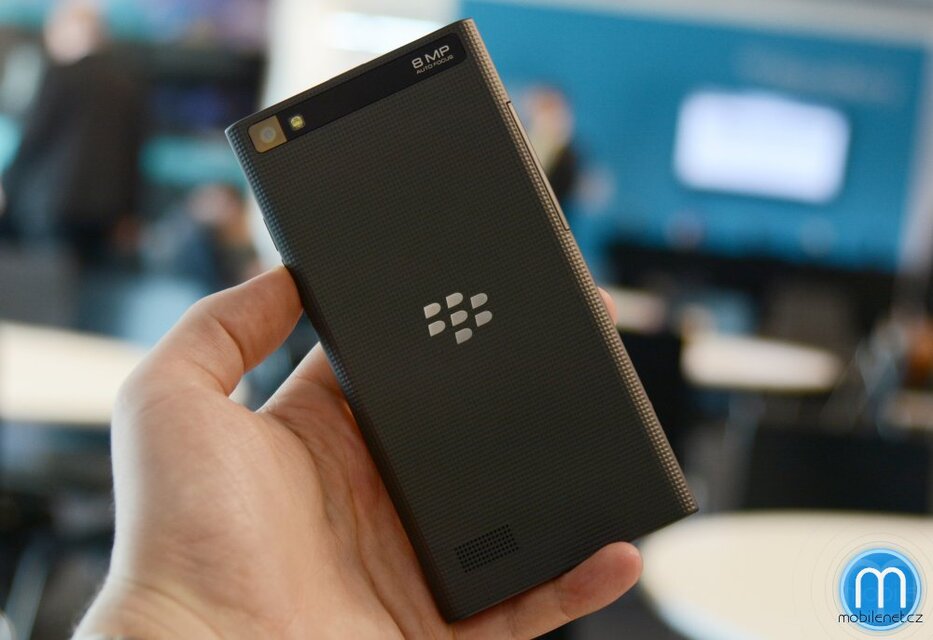 BlackBerry Leap
