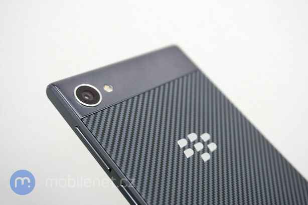 BlackBerry Motion