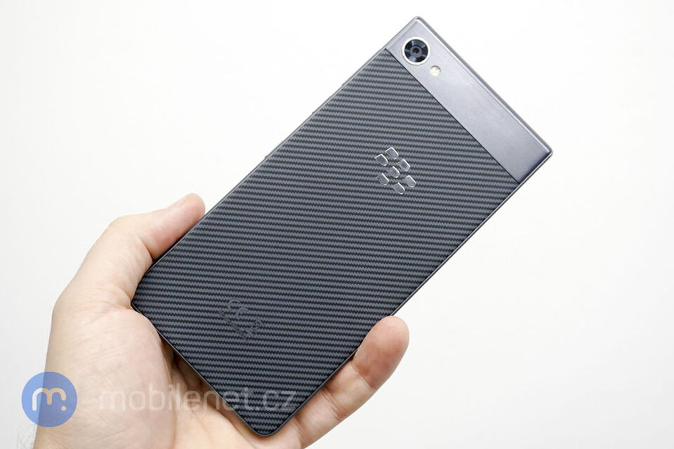 BlackBerry Motion