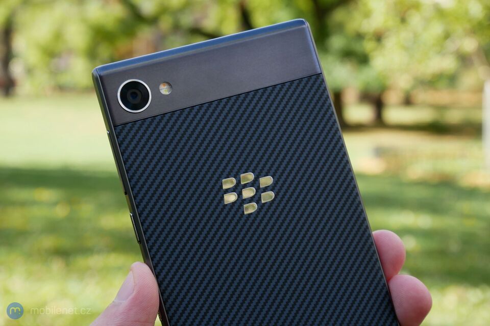 BlackBerry Motion