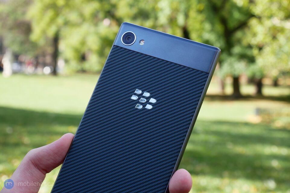 BlackBerry Motion