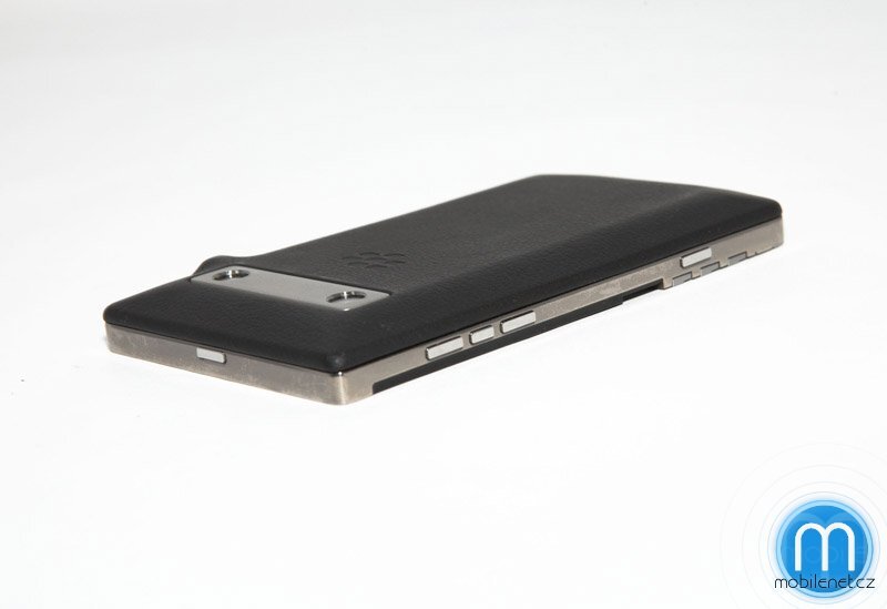 BlackBerry Porsche Design P’9981