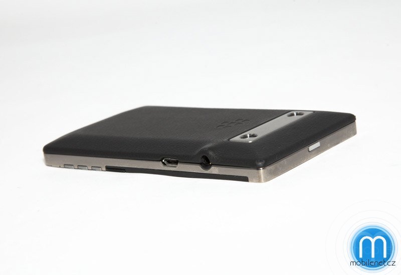 BlackBerry Porsche Design P’9981