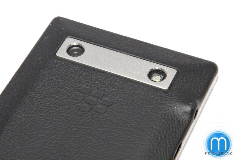 BlackBerry Porsche Design P’9981