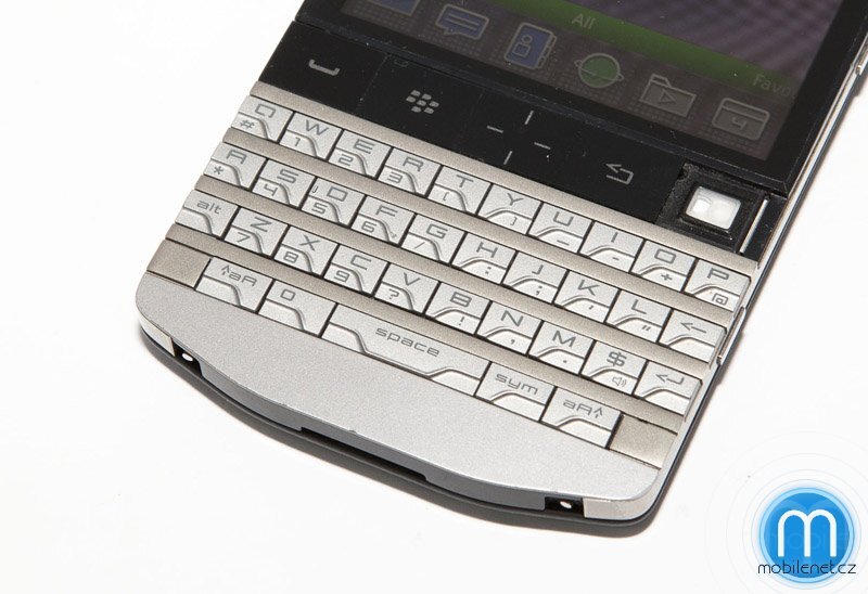 BlackBerry Porsche Design P’9981