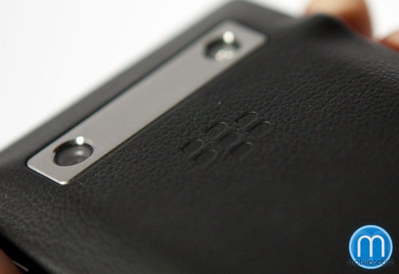 BlackBerry Porsche Design P’9981