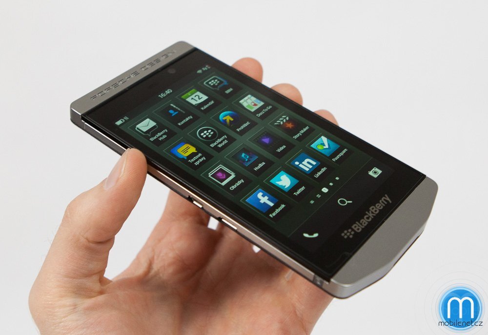 BlackBerry Porsche Design P’9982