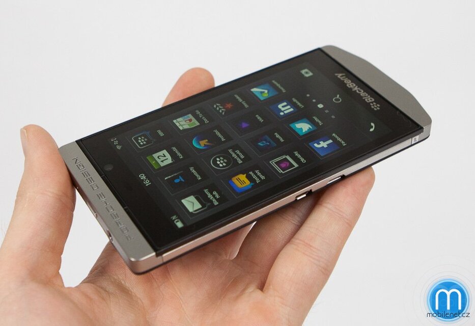 BlackBerry Porsche Design P’9982