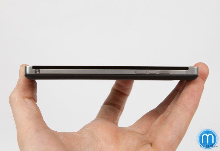 BlackBerry Porsche Design P’9982