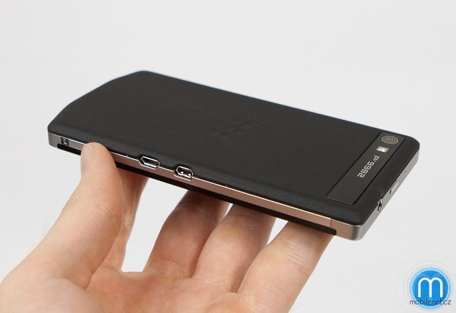 BlackBerry Porsche Design P’9982