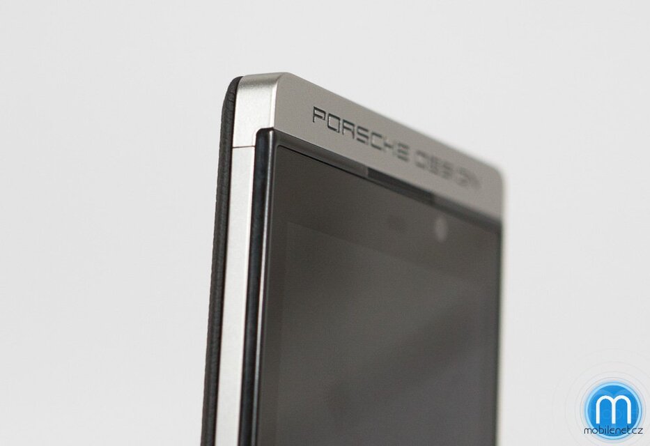 BlackBerry Porsche Design P’9982