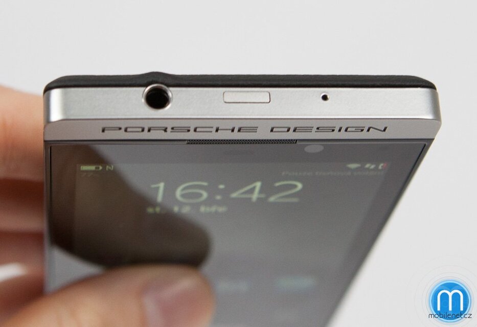 BlackBerry Porsche Design P’9982