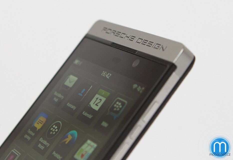 BlackBerry Porsche Design P’9982