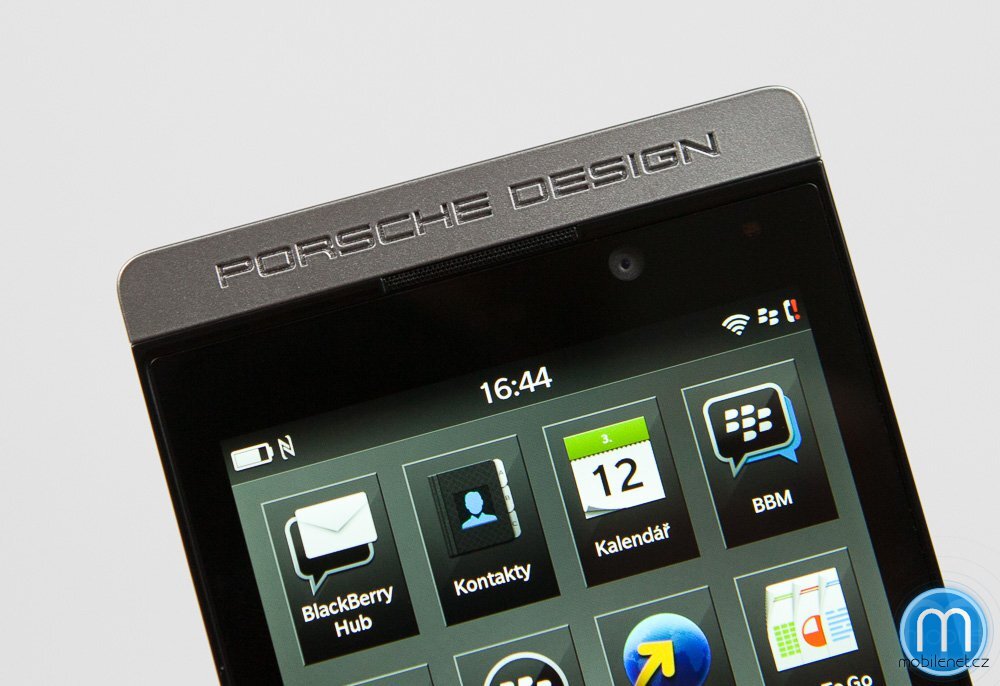 BlackBerry Porsche Design P’9982