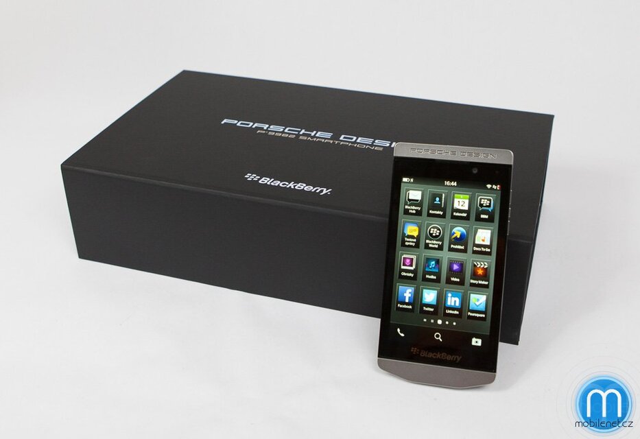 BlackBerry Porsche Design P’9982