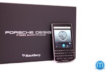 BlackBerry Porsche Design P’9983