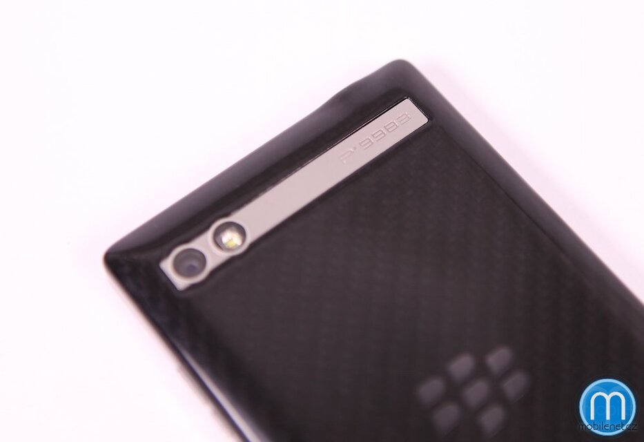 BlackBerry Porsche Design P’9983