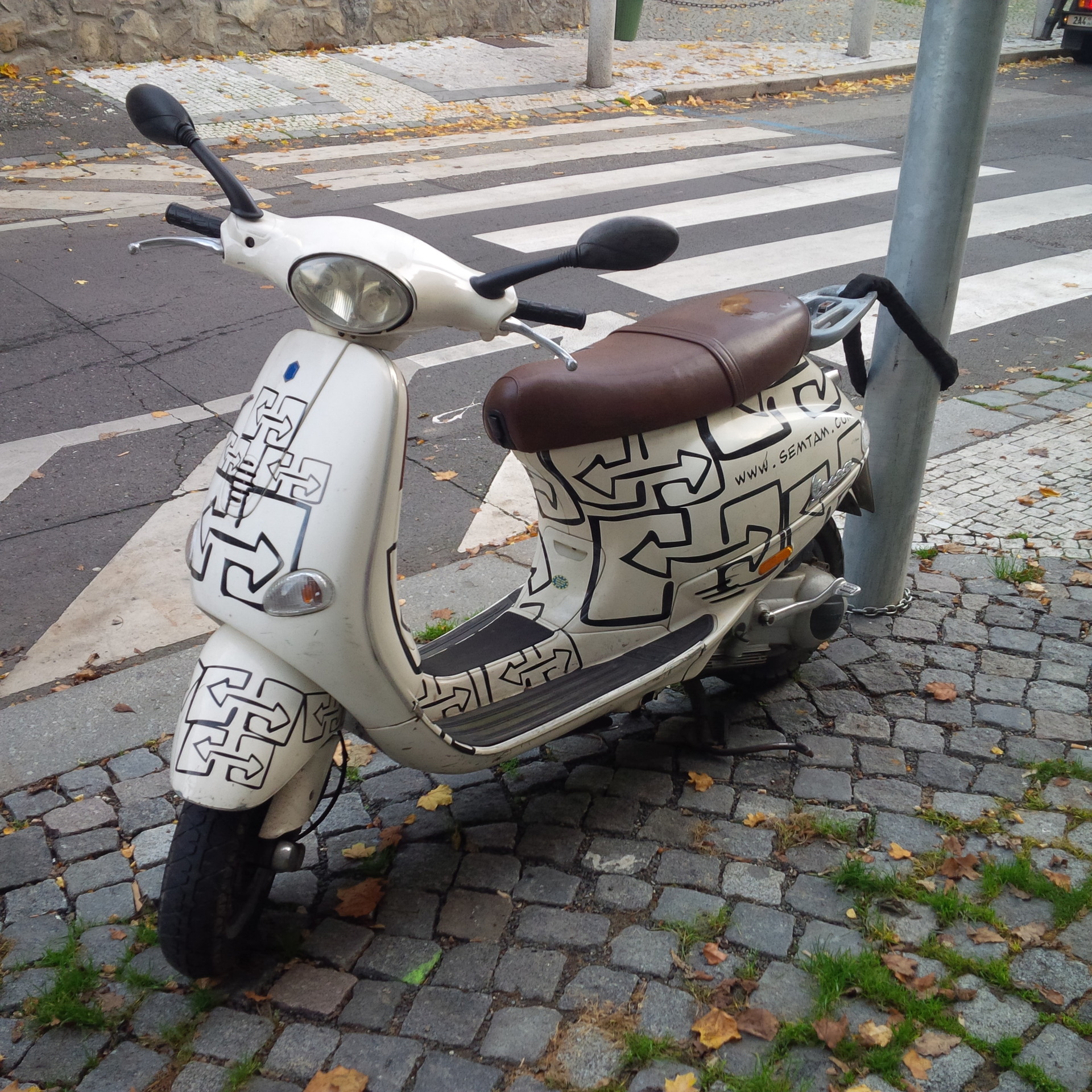 BlackBerry Porsche Design P’9983