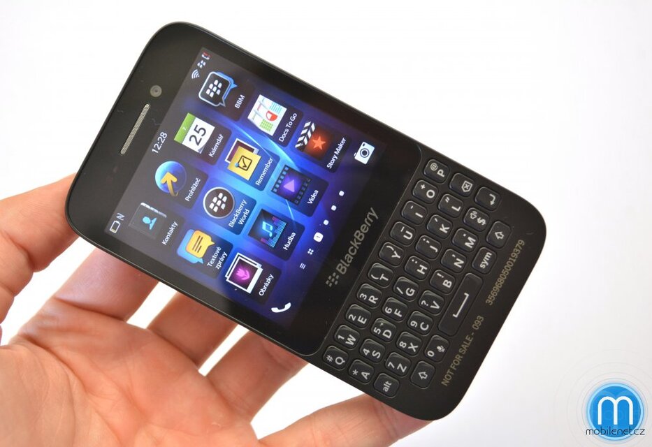 BlackBerry Q5