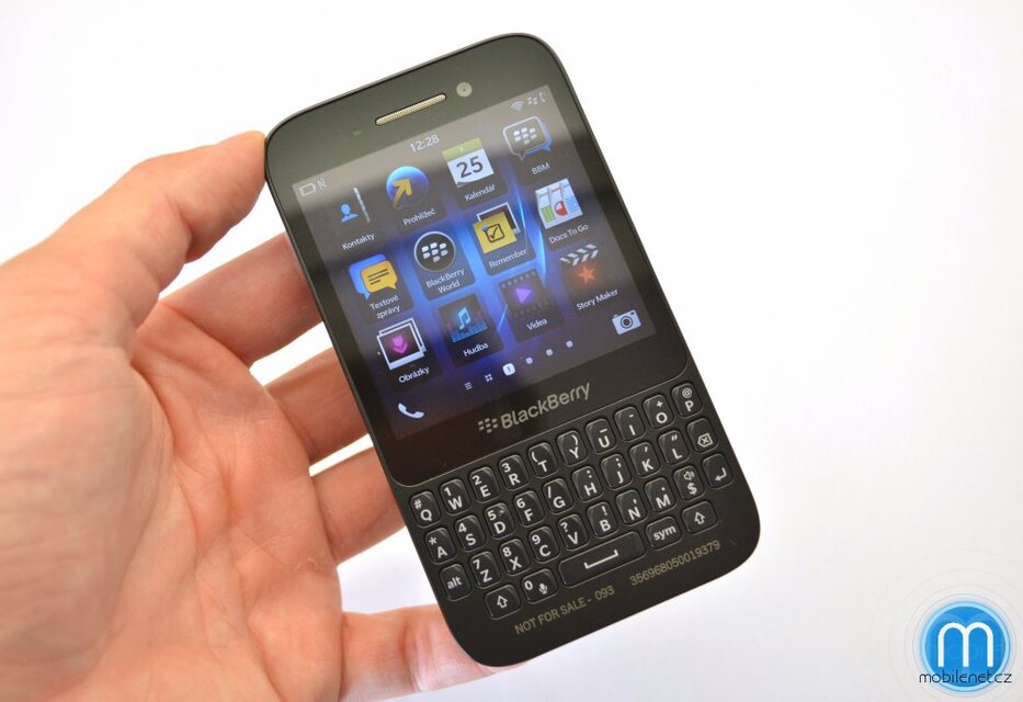 BlackBerry Q5